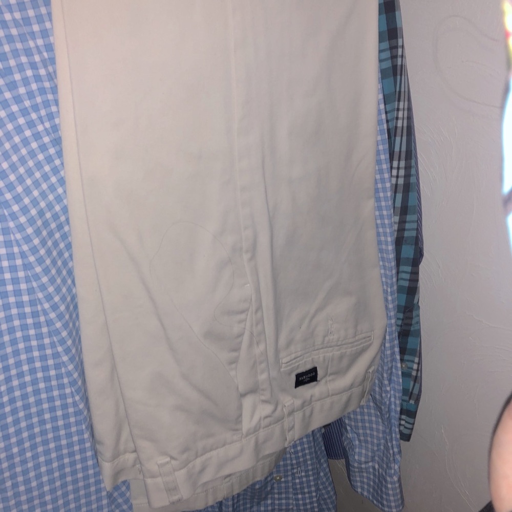 Dockers - Men’s Khakis - 33 x 32